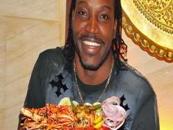 Chris Gayle eating non vegetarian food